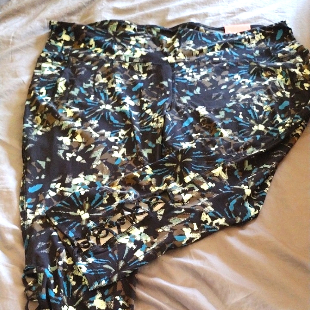 Lane Bryant Livi Soft Capri Leggings 26/28